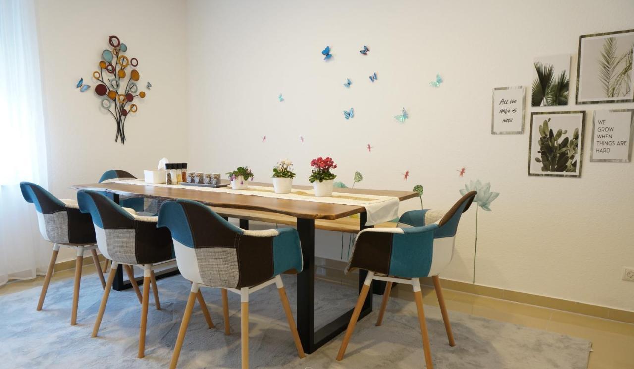 Mein Apartment Flowers Mit Kamin, Bis 10 Personen Frankenthal  Dış mekan fotoğraf