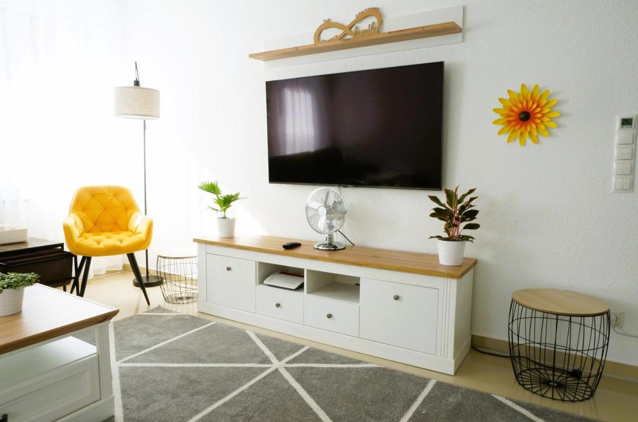 Mein Apartment Flowers Mit Kamin, Bis 10 Personen Frankenthal  Dış mekan fotoğraf